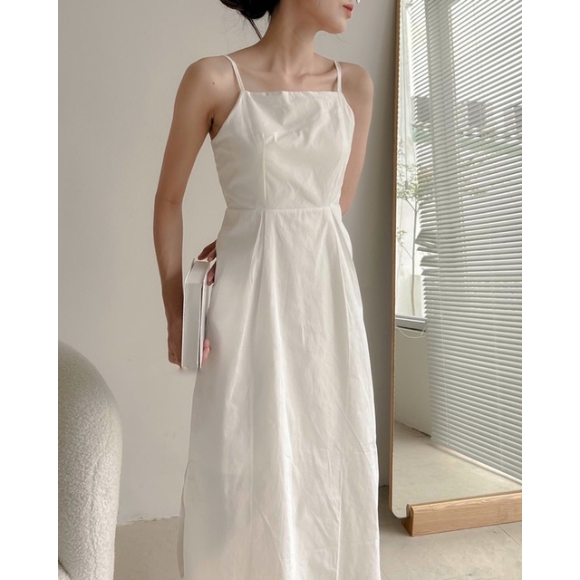 Hình chụp thật - Đầm dây hở lưng