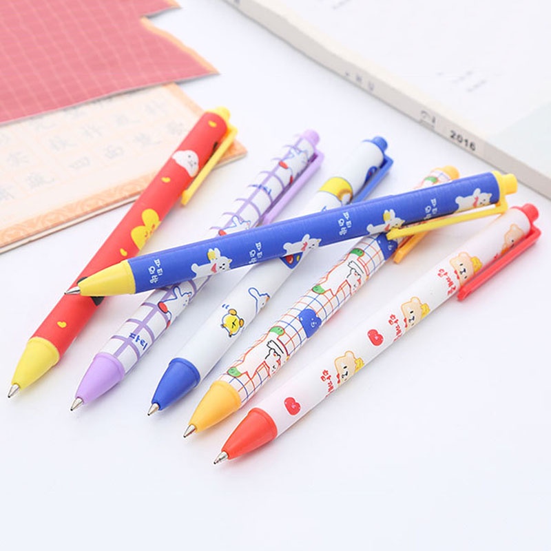 Bút bi mực đen ngòi 0.5mm họa tiết chú gấu dễ thương