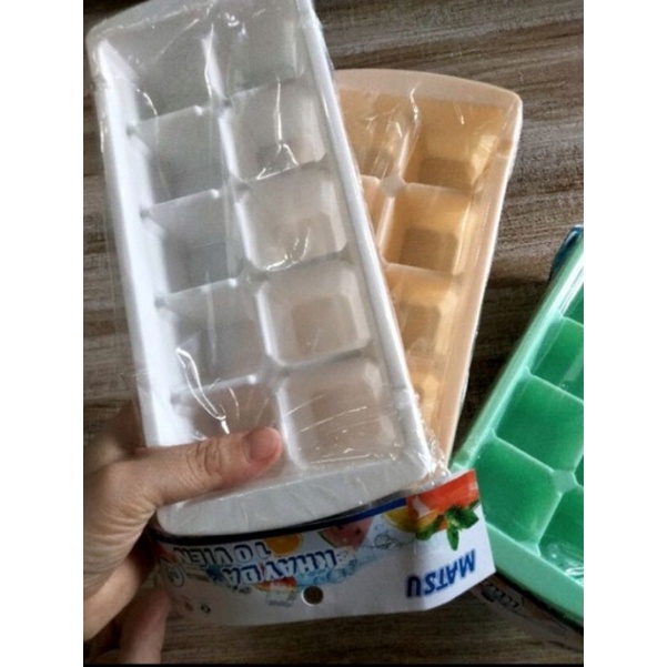 Khay làm đá 10 viên