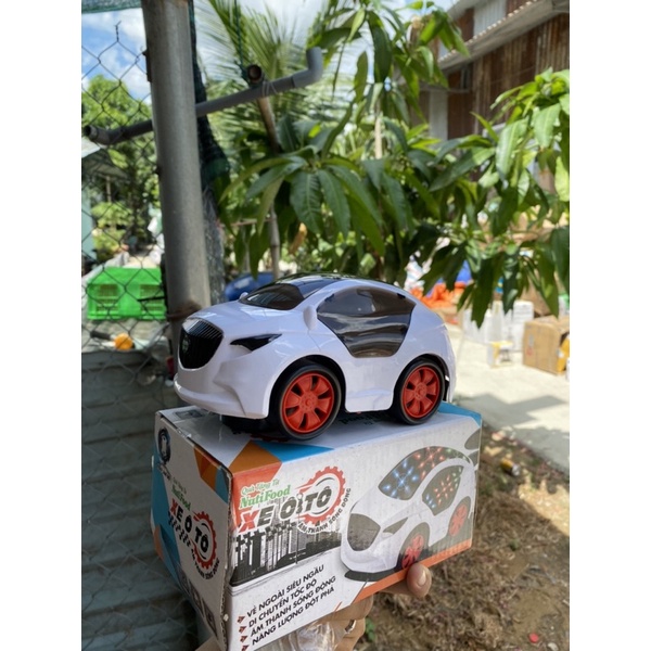 Thú xoay phát nhạt nutifood