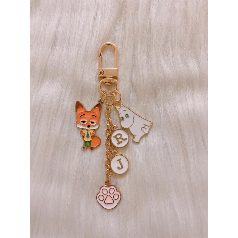 Keyring gắn charm theo yêu cầu