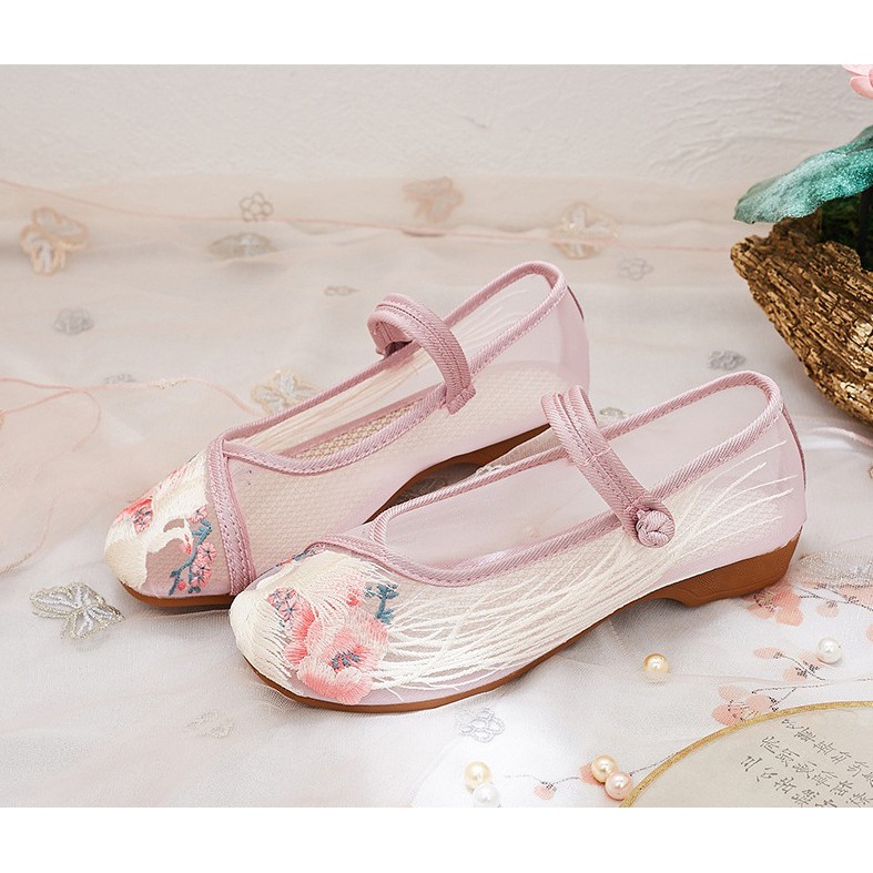 Giày thêu hoa lưới dây cài đế thấp | BigBuy360 - bigbuy360.vn