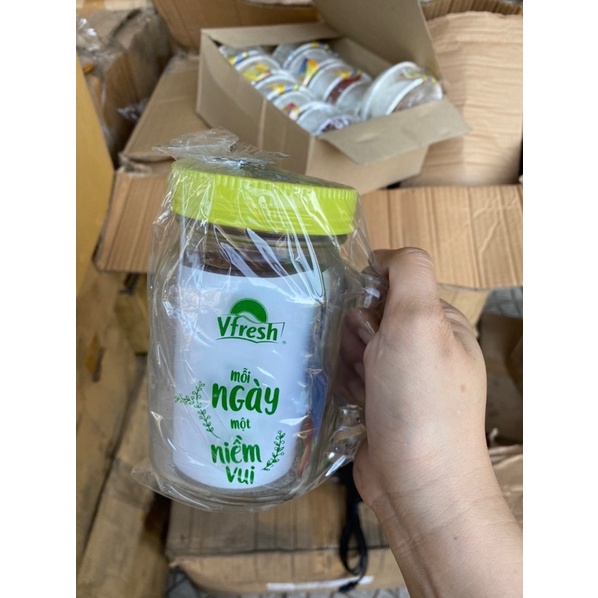 Ly thủy tinh có tay cầm Lock and lock , quà tặng vinamilk