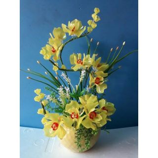 Nguyên liệu 2 chậu hoa đá pha lê (chậu cắm có thể khác tùy thời điểm)