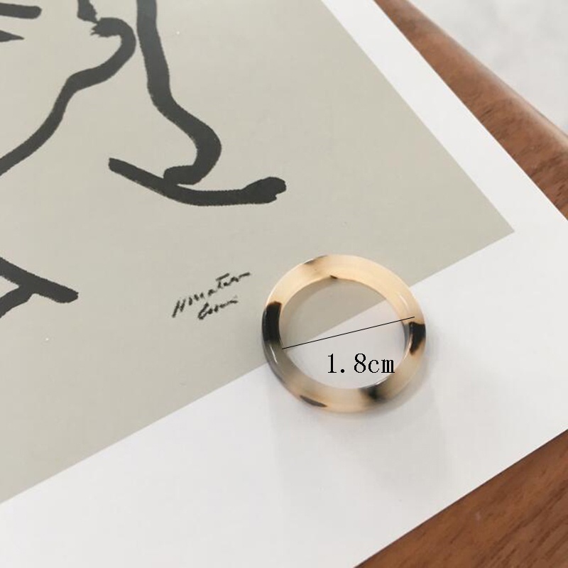 Nhẫn Nhựa Resin Màu Vàng Hồng Phong Cách Vintage Cho Nữ