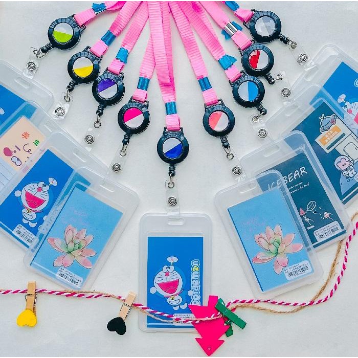 Thẻ Bảng Tên Kèm Dây Đeo Có Thể Kéo Dài Hàn Quốc 11x7cm