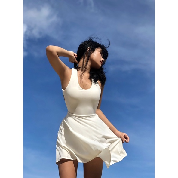 đầm thun hở lưng