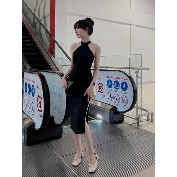 Đầm body cổ yếm gân xẻ tà 2 màu xanh - đen