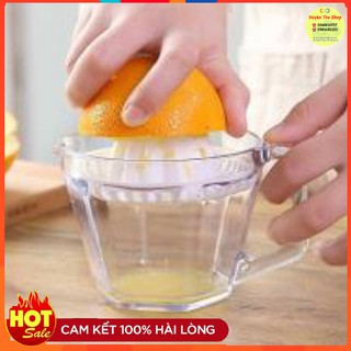 Vắt cam nhựa trong suốt có lọc có nắp đa năng tiện dụng