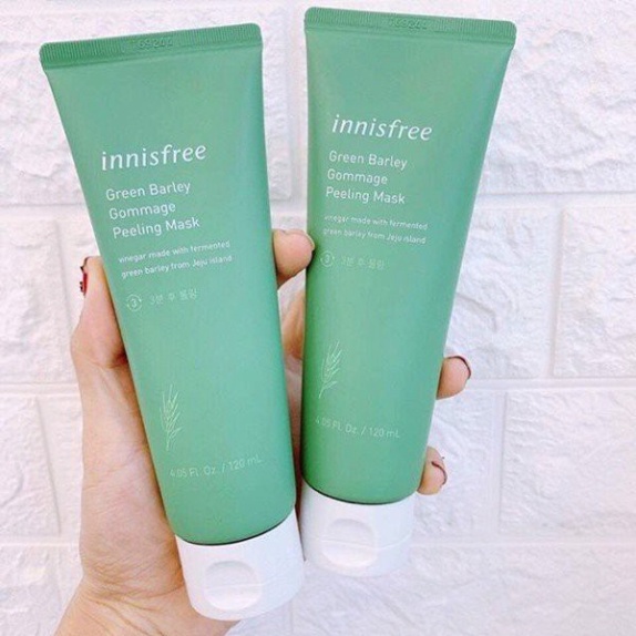 Tẩy da chết mặt chiết xuất lúa mạch thiên nhiên Innisfree Green Barley - CSTOREVN