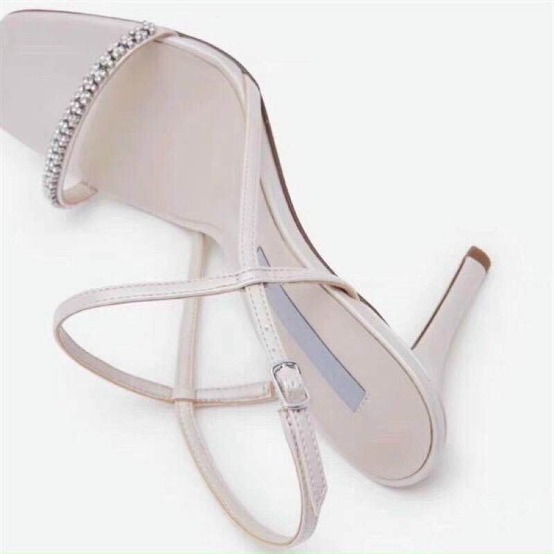 Sandal cnk quai đá mảnh tôn dáng qccc fullbox