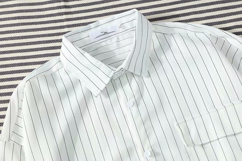 Áo Sơ Mi Tay Dài Họa Tiết Kẻ Sọc Dáng Rộng Phong Cách Hàn Quốc Cho Nam