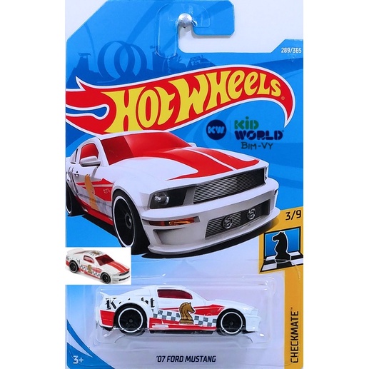 Xe mô hình Hot Wheels basic '07 Ford Mustang FJY92.