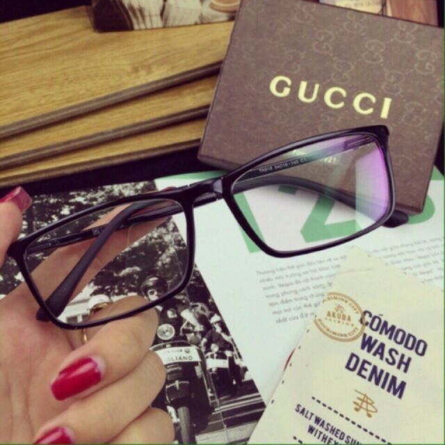 Hàng loại 1. Kính cận siêu dẻo. Gọng cận. | BigBuy360 - bigbuy360.vn