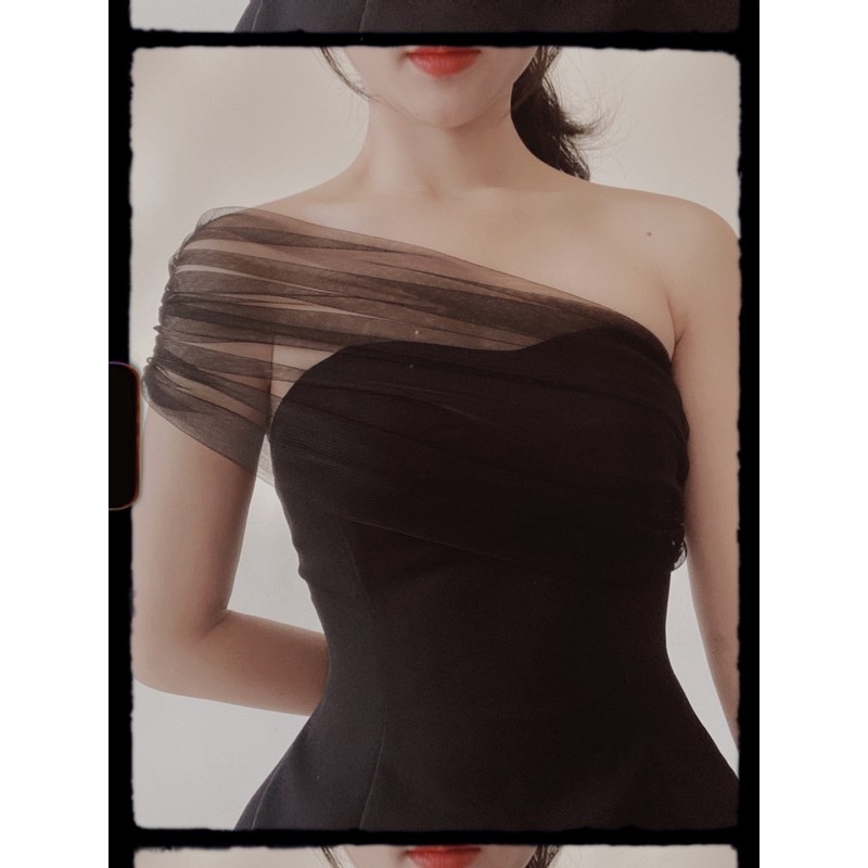 Áo Xoè Chít eo lưới chéo vai - LILY TOP