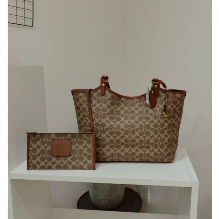 Túi C@ACH Day Tote da thật đẹp mê li