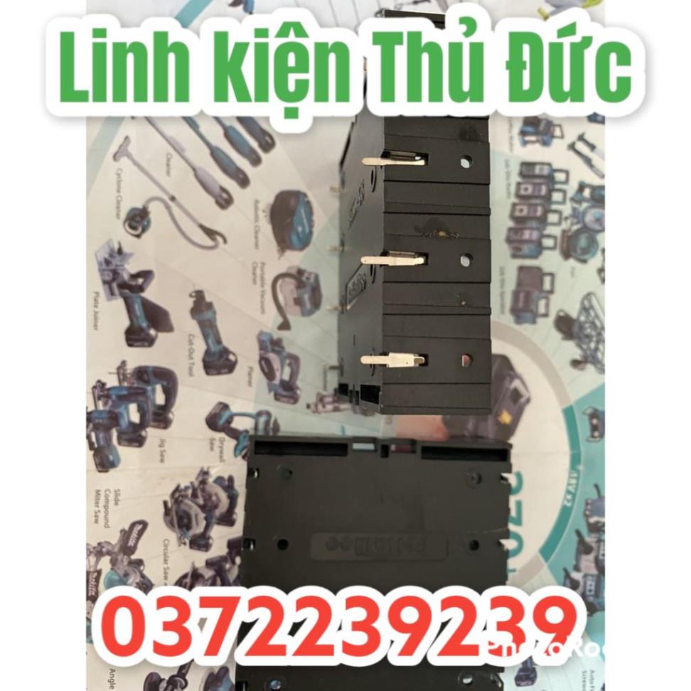 Lktd BN. Khay gắn 4 cell pin 18650 cân bằng, nhựa ABS đẹp - bền.