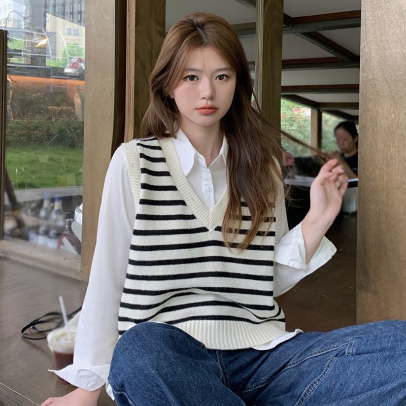 Áo Tank Top Sát Nách Hoạ Tiết Kẻ Sọc Phong Cách Retro