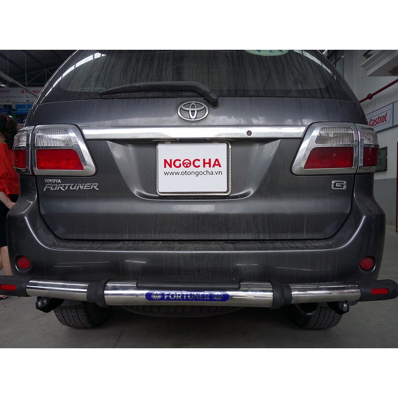 Thanh Cản sau Inox xe Toyota Fortuner đời 2006 - 2016 Hàng cao cấp