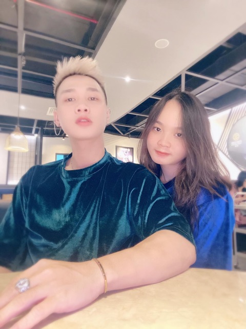Áo thun nhung nam fom rộng
