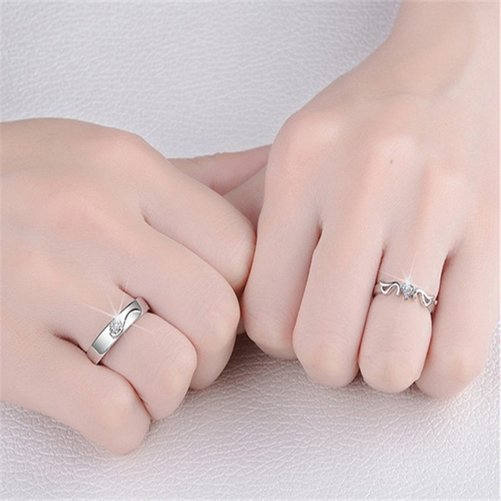 Set 2 Nhẫn Đính Đá Thời Trang Cho Cặp Đôi
