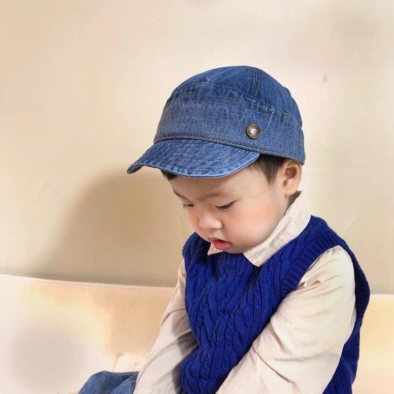 Mũ lưỡi trai denim thêu tên cho bé iu 🤎