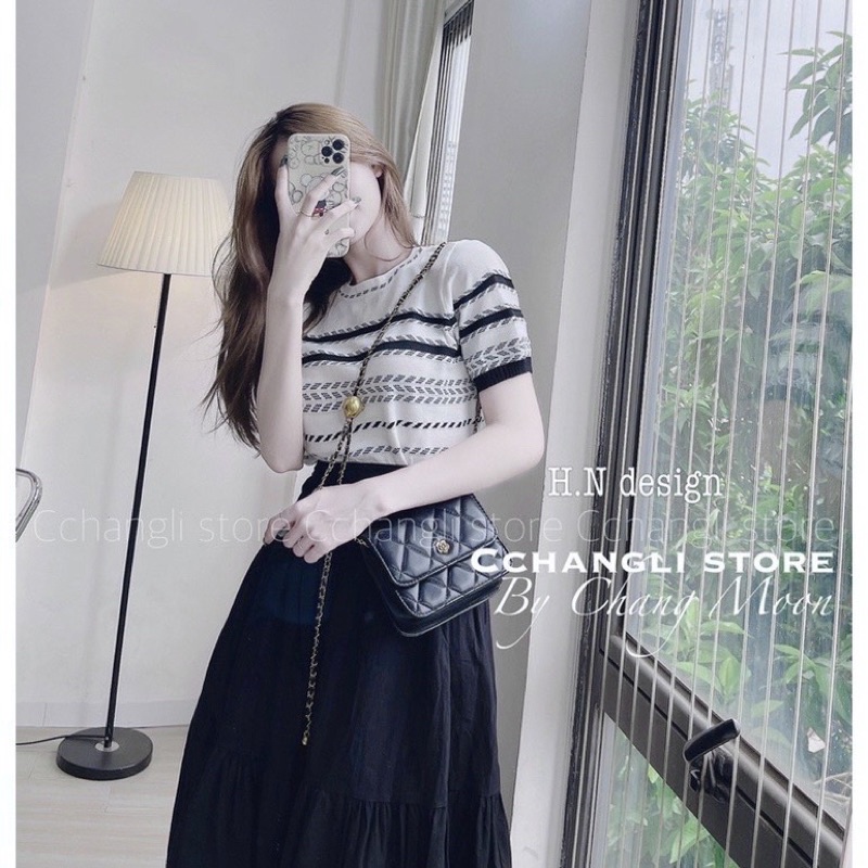 Set áo len kẻ sọc kèm chân váy tầng dài hàng qc
