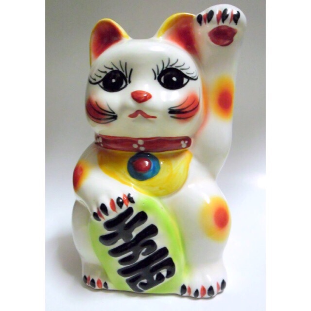 Mèo neko sứ Bát Tràng chọn kĩ