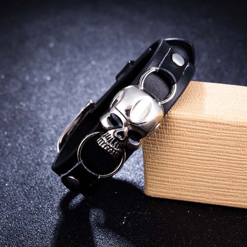 Vòng Tay Da Mặt Đầu Lâu Phong Cách Hip Hop Cá Tính Cho Nam