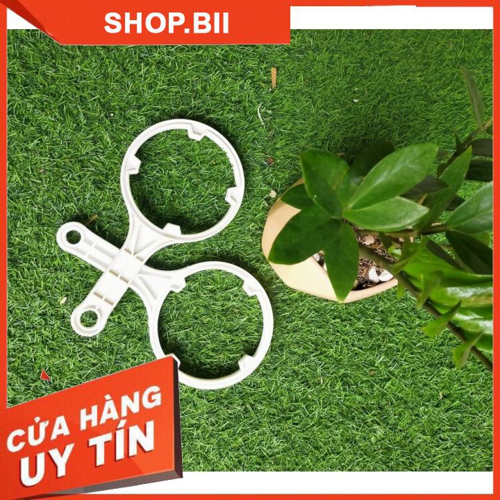 [SIÊU RẺ]Tay Vặn Lõi Lọc Dùng Để Thay Lõi Lọc Nước Cho Mọi Loại Máy Lọc Bền Đẹp Giá Rẻ Tại Hà Nội. | BigBuy360 - bigbuy360.vn