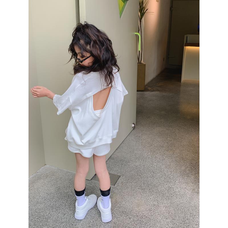 Bộ Đồ Thể Thao Hai Mảnh Áo Hai Dây Phối Quần Short Dáng Rộng Thoải Mái Phong Cách Phương Tây Thời Trang Xuân Hè Cho Bạn Gái