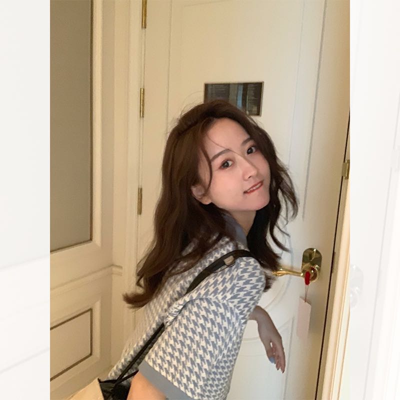 Áo thun dệt kim tay ngắn dáng rộng cổ polo họa tiết Houndstooth thiết kế trẻ trung cho nữ | BigBuy360 - bigbuy360.vn