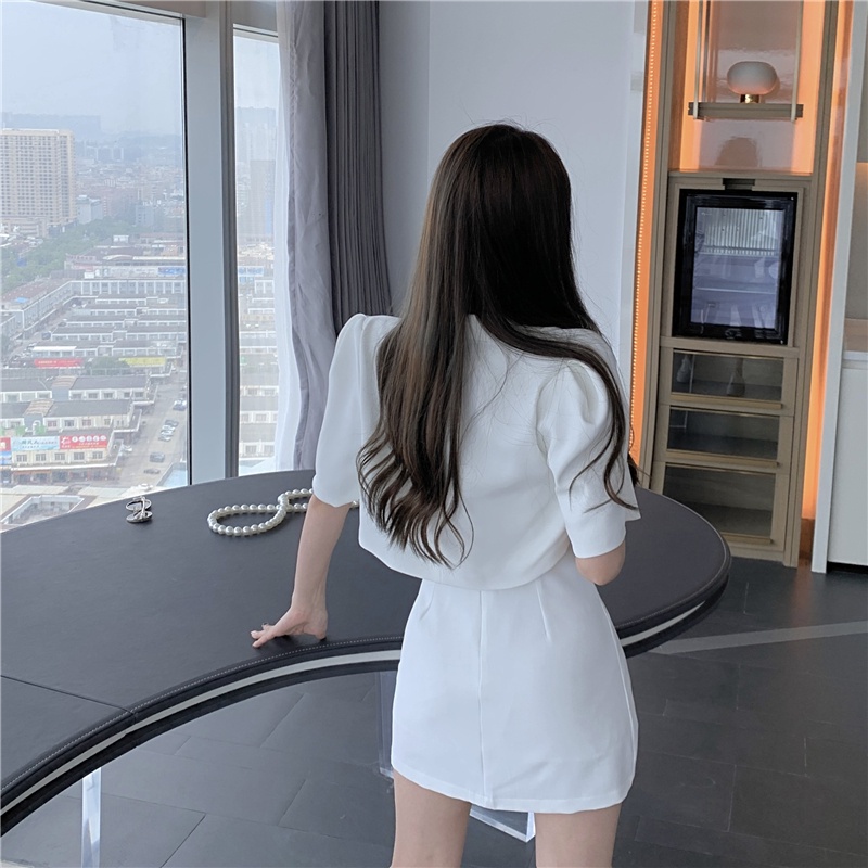 Bộ đồ 2 món gồm đầm hai dây ôm dáng + áo khoác vest thời trang Hàn Quốc ngọt ngào cho nữ (có bán lẻ)