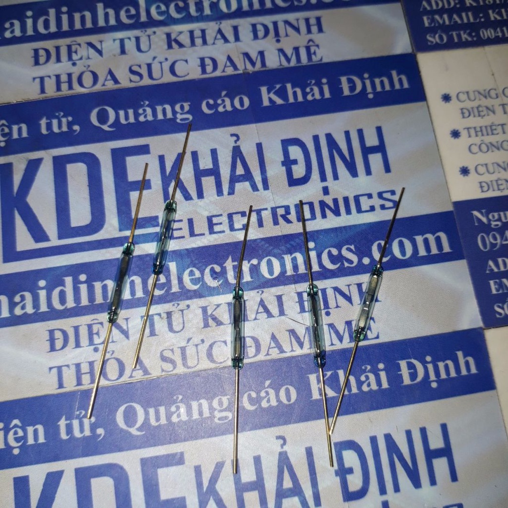 combo công tắc CẢM BIẾN TỪ dạng ống tròn 2x14mm 2P MKA14103 kde0177