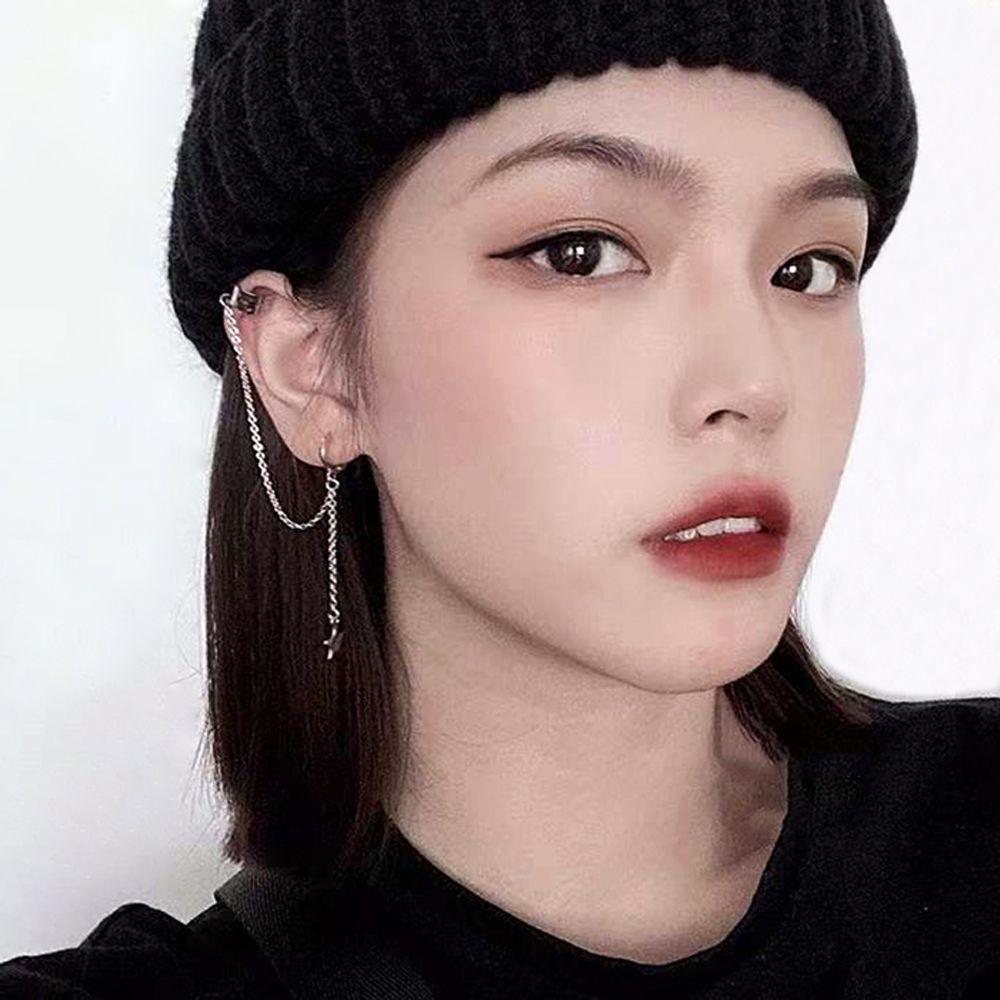 Khuyên Kẹp Vành Tai Bằng Thép Không Gỉ Đính Sao Giả Phong Cách Punk Cổ Điển Dành Cho Nữ