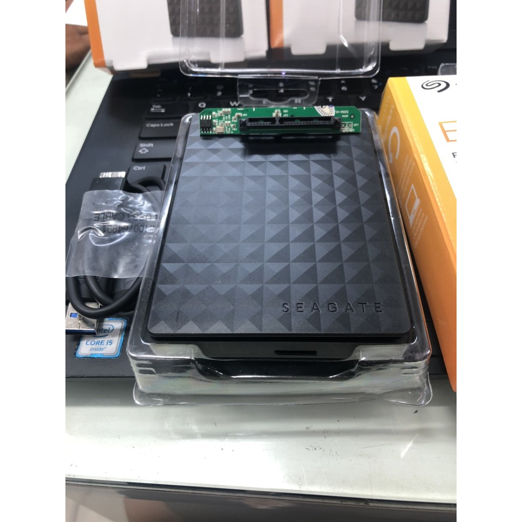 Box gắn HDD Seagate Chuẩn Sata 2.5 - Usb 3.0 nhựa màu đen