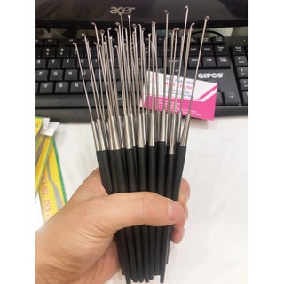 Cây móc lấy ráy tai cao cấp (Cán đen dài)