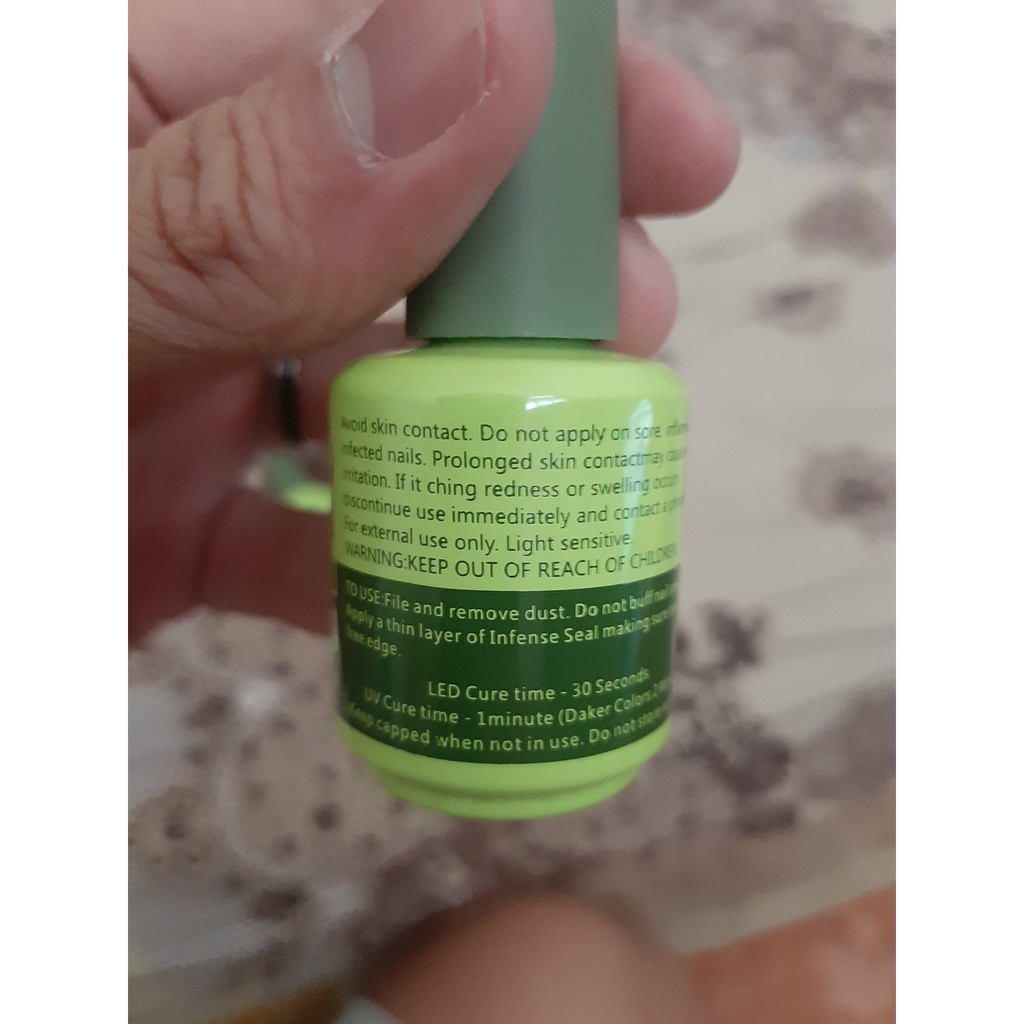 &quot; Hàng chất lượng &quot; Chai xanh base coat làm cứng móng và đẹp hàng chất lượng và an toàn cho người sử dụng.