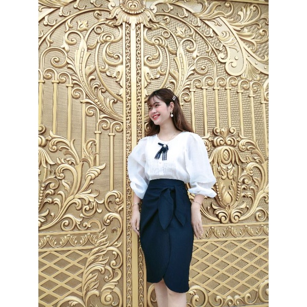Chân váy buộc nơ chéo vạt sang chảnh | BigBuy360 - bigbuy360.vn