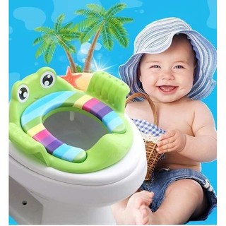 Thu nhỏ bồn cầu có tay vịn