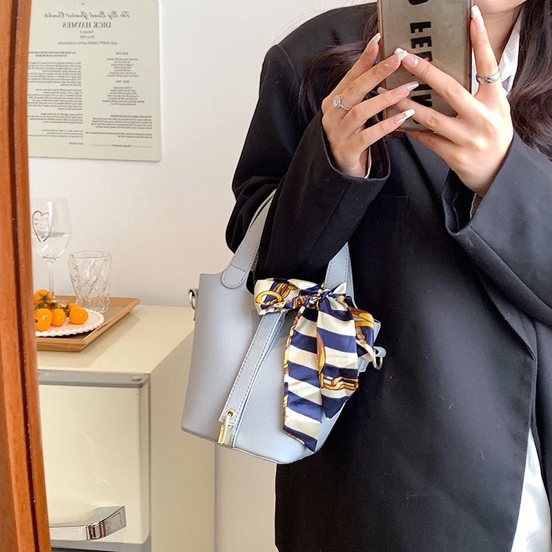 Túi Xách bucket 2022 Thời Trang Nữ