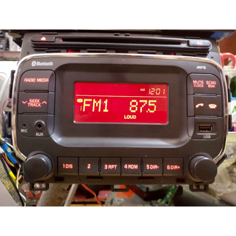 Đầu cd bluetooth aux usb mp3 tháo xe KIA.