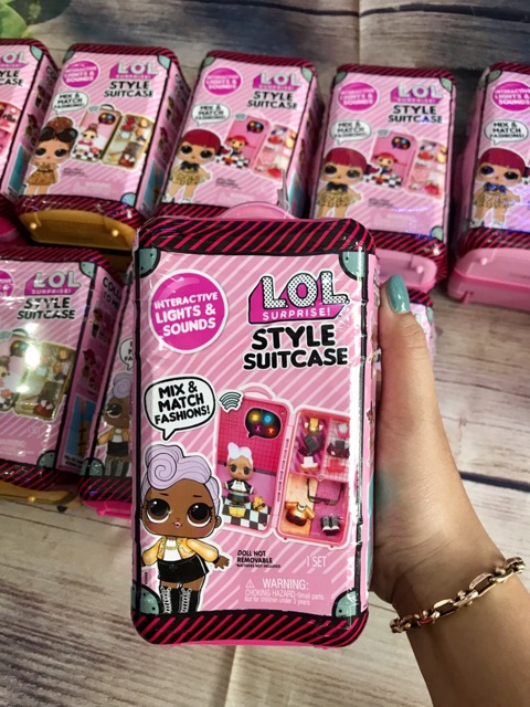 Đồ chơi L.O.L Surpries Style Suitcase Usa