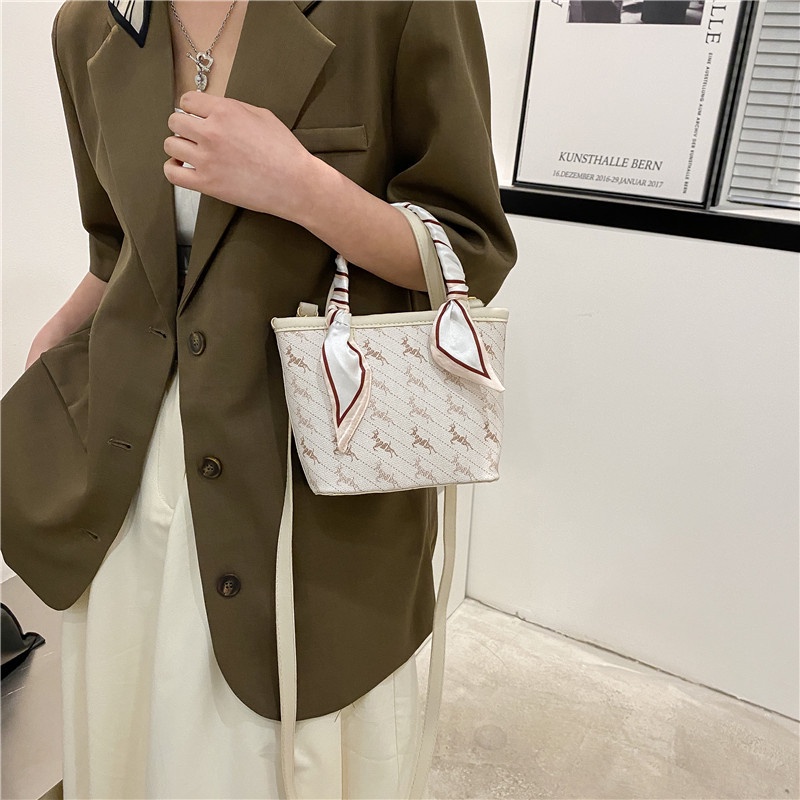 Túi Xách Đeo Vai Vải Lụa Cỡ Nhỏ Phong Cách Phương Tây Thời Trang Mùa Hè Dành Cho Nữ 2022