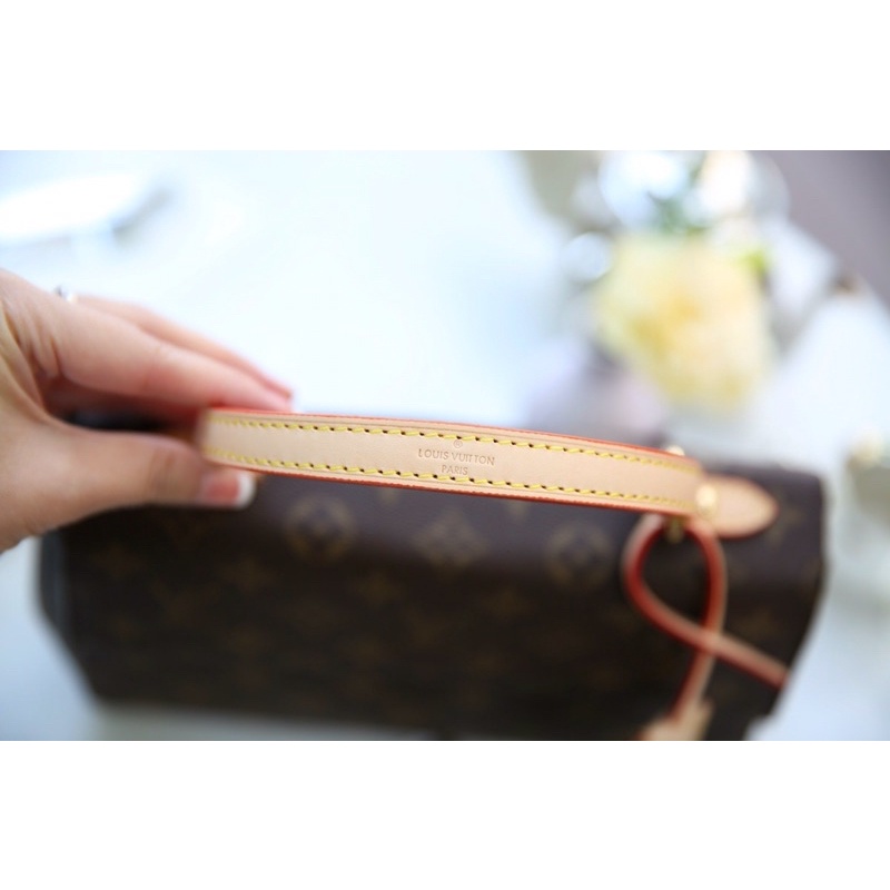 Túi xách LV cluny nữ cao cấp hàng đẹp chất lượng siêu hot - By Thedom