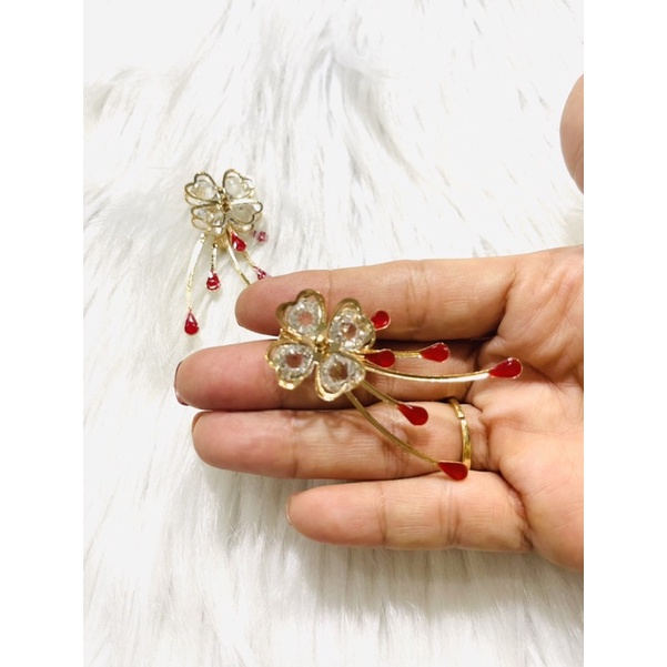 Cài áo xinh. Có 3 kiểu