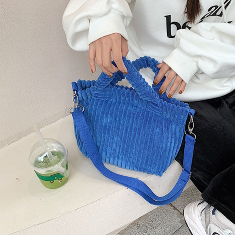 Túi Đeo Chéo Chất Nhung Mềm Mại Thoải Mái Thời Trang Thu Đông Cho Nữ