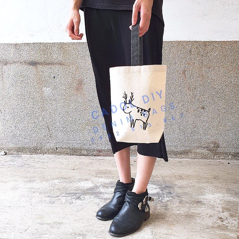 Túi Vải Xách Ly Giữ Nhiệt In Hình Hươu 1 Dây Quai Xách