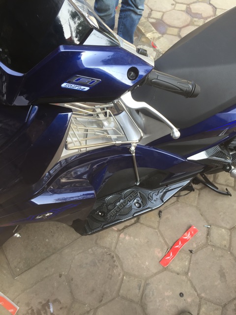 Thảm các bon xe air blade 2016-2019