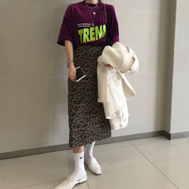 Set Đồ Xiaozhainv Gồm Áo Thun Nữ Ngắn Tay + Chân Váy Dài Họa Tiết Da Báo Cá Tính Hợp Thời Trang